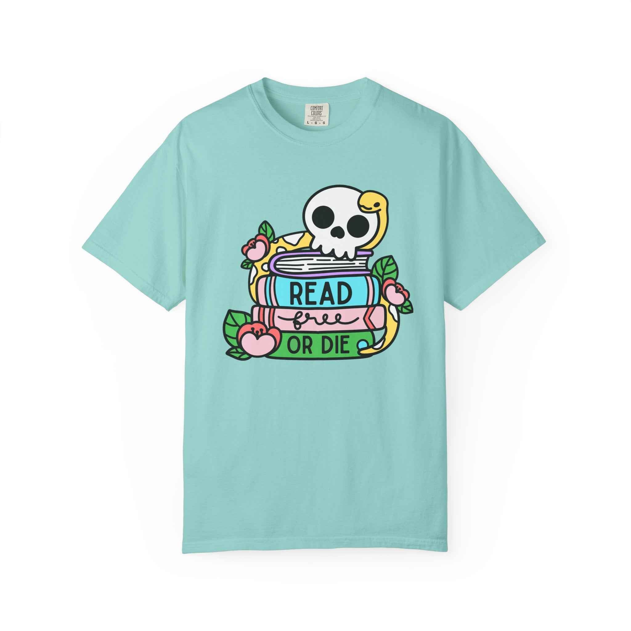 Read Free or Die Tee / Unisex Graphic Tee