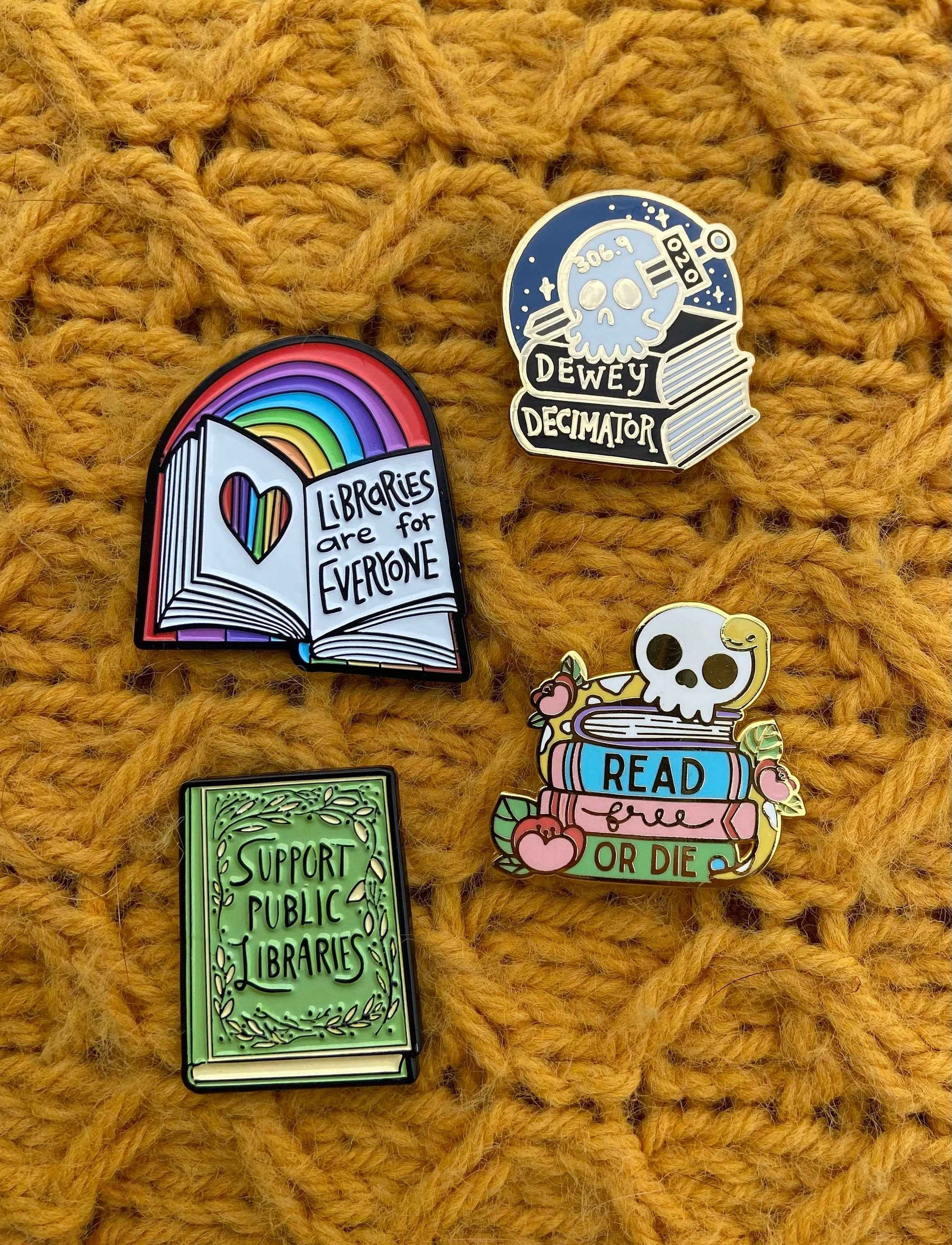 Read Free or Die | Enamel Pin | Librarian | Pride |