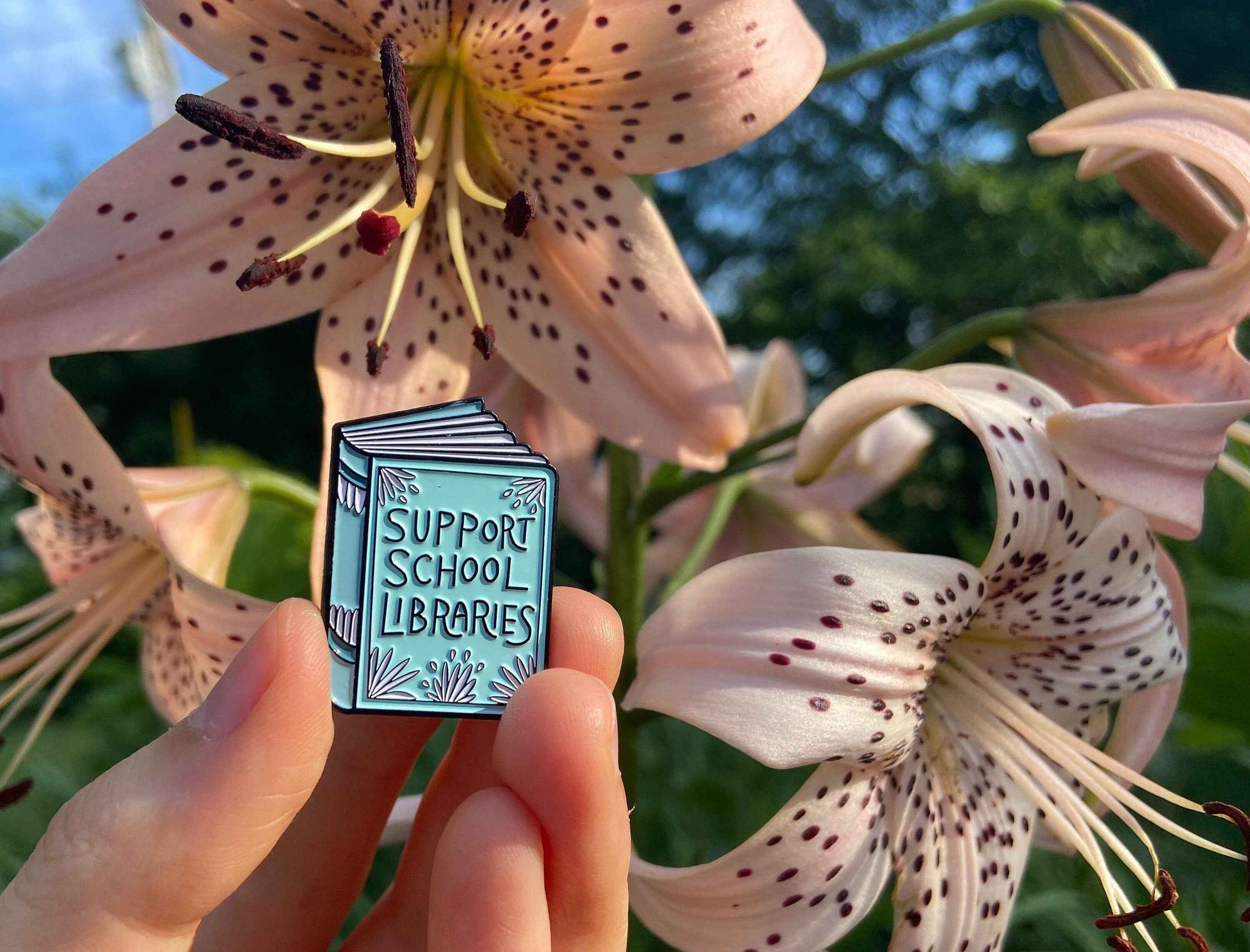 Support School Libraries Enamel Pin | Librarian |